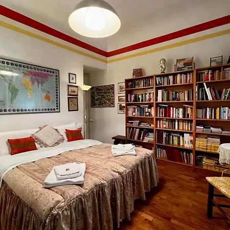 Tre Gigli A Firenze, 5 Minutes From Station, Via Palazzuolo 55 Bed & Breakfast