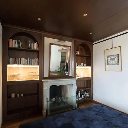 Luxury Flat - Enzo Ferrari's Ex Lover Apt *