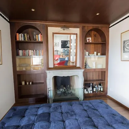 Luxury Flat - Enzo Ferrari's Ex Lover Apt Apartment *
