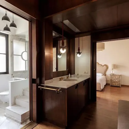 Apartment Luxury Flat - Enzo Ferrari's Ex Lover Apt Florence