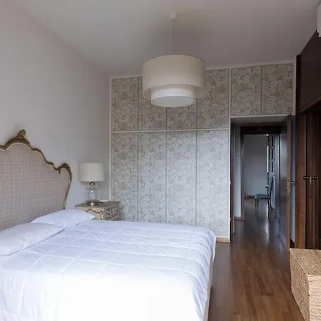 Apartment Luxury Flat - Enzo Ferrari's Ex Lover Apt *