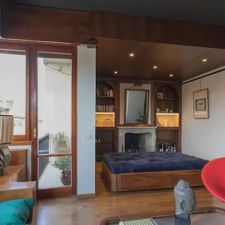 Luxury Flat - Enzo Ferrari's Ex Lover Apt Apartment