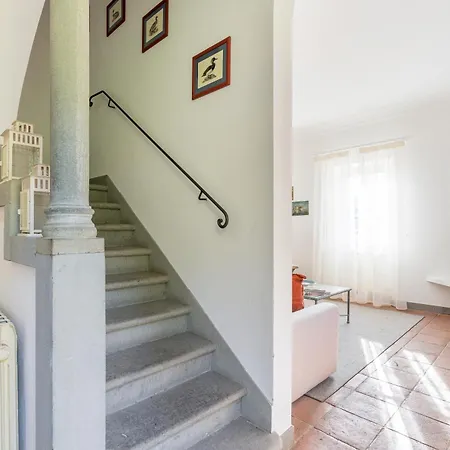 Private Jacuzzi - Bellosguardo In Historic Center Villa