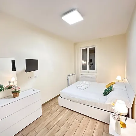 Апартаменты Luxurious View On Pitti Palace Флоренция