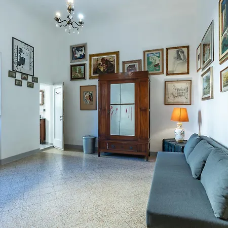 Sant'antonino Cozy Corner Apartment *