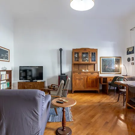 Apartment Sant'antonino Cozy Corner