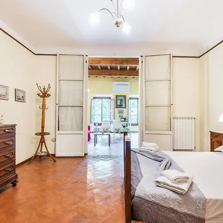 Apartment San Lorenzo Florence