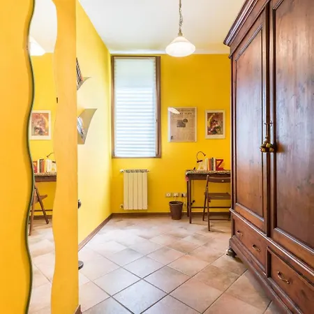 San Lorenzo Apartment *