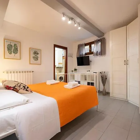 Keys Of Italy - Macci 41 - Sant' Ambrogio One Bedroom Flat Apartment