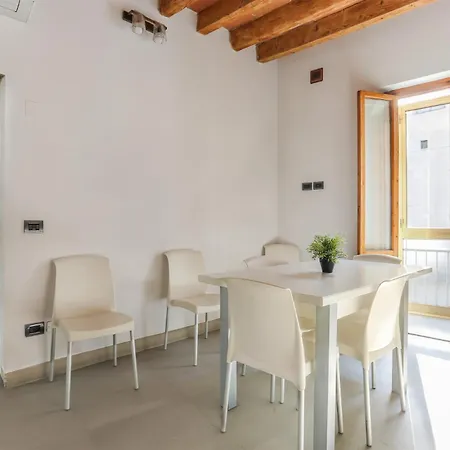 Apartment Uffizi I Tower In