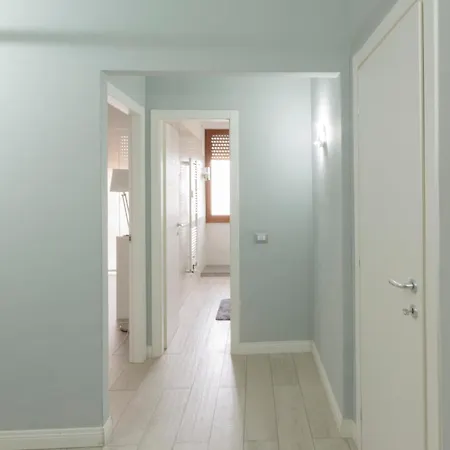 Fabio's Guesthouse&parking * Florence