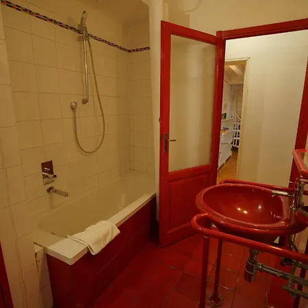 Lovely & Quite One Bedroom Near Piazza Santo Spirito *