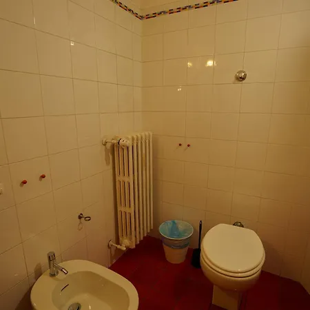 Lovely & Quite One Bedroom Near Piazza Santo Spirito Apartment *