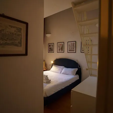 Lovely & Quite One Bedroom Near Piazza Santo Spirito