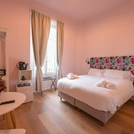 Magnolia Bed & Breakfast *