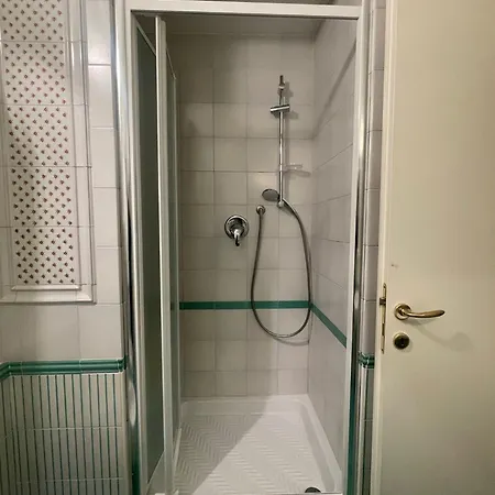 Privata In Santa Croce *