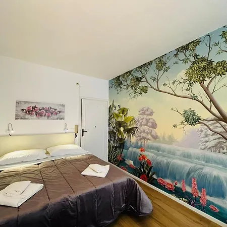 Alfieri Aparthotel *