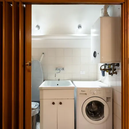 Διαμέρισμα Via Sant'egidio, 3 - Spacious And Bright Just 300mt From The Duomo *