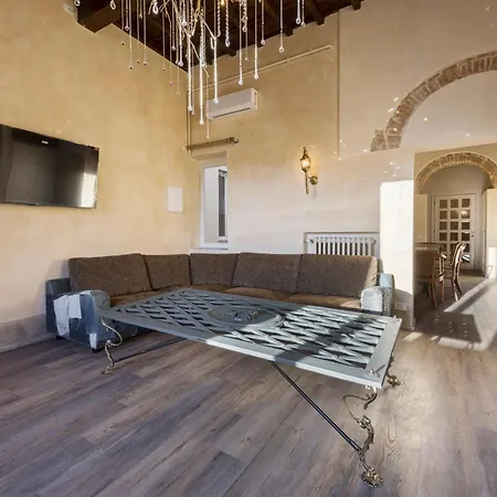 Torre Benci By Mmega Apartment Florence