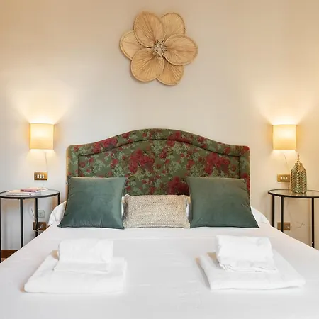 Apartamento Via Panzani 16, 3rd Floor - Antonella - Elegant & Spacious, 3-bedroom In Historic Center