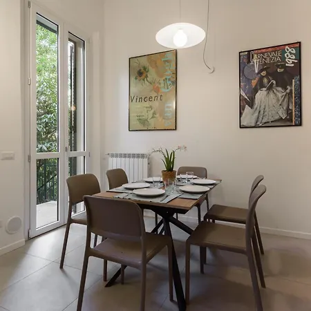 Apartment Flora - Brand New Near Historic Center