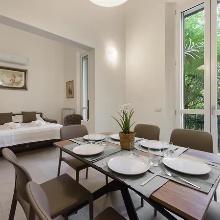 Apartment Flora - Brand New Near Historic Center