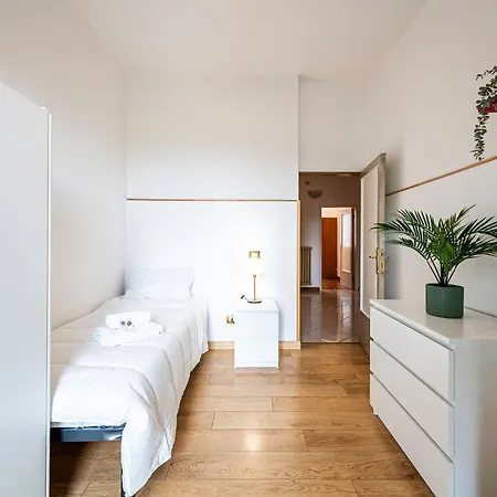 The Luxor - Casati Apartment Florence
