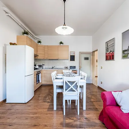 The Luxor - Casati Apartment