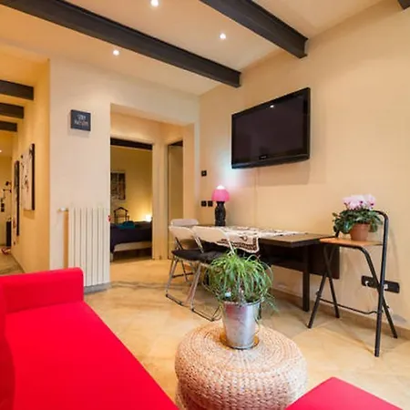 Nadia's Lovely - With Private Garden And Jacuzzi Florenz