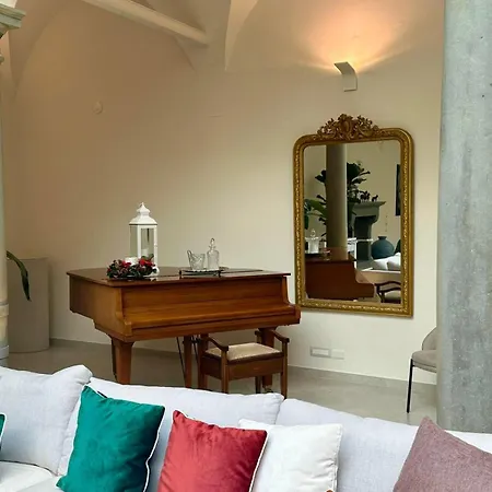 Aparthotel Dimora Collection - Le Corti - Boutique Luxury In A Restored 13th Century Convent, With Sauna And Gym (adults Only) *