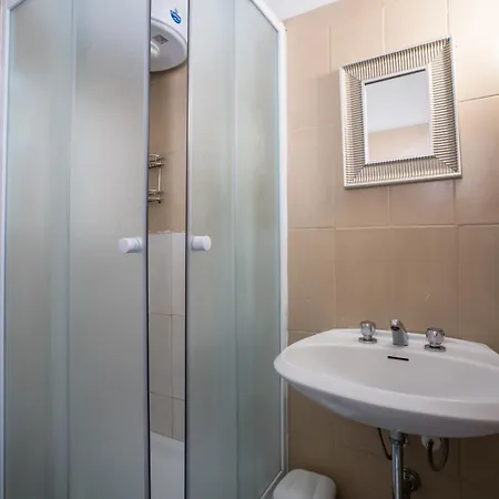 Leone Aparthotel Firenze