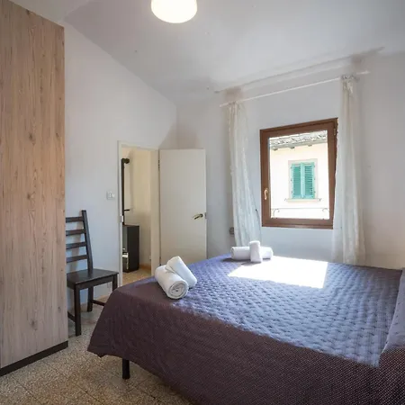 Leone Aparthotel *