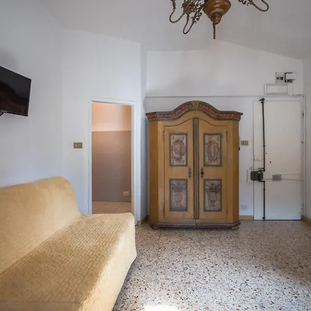 Leone Firenze