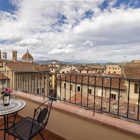 Santa Croce Breath-taking Penthouse Διαμέρισμα Φλωρεντία