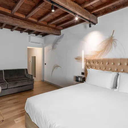 Adamas Hotel 3*