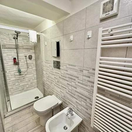 Apartment Old Sweet Florence- Art *