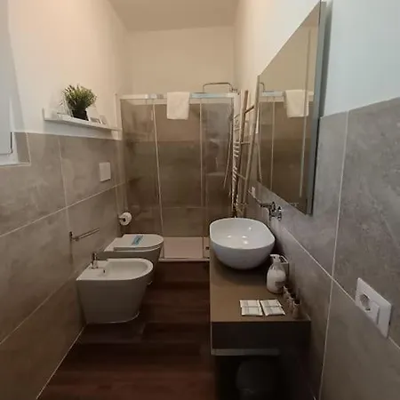 Isola 2 Bedrooms *