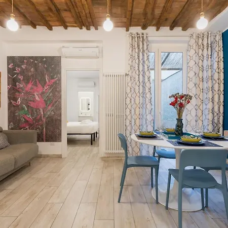 Corte Santa Maria - Dolce Apartment Florence