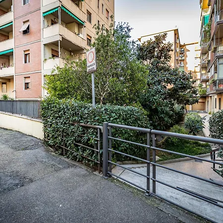 Yd Bright With Parking Florence