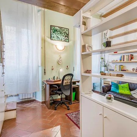 Center Private Garden - Happy Apartment