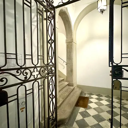A Flat In Santa Croce Apartamento
