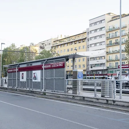 Your In With Parking, 10 Min From The Center By Tram Флоренция