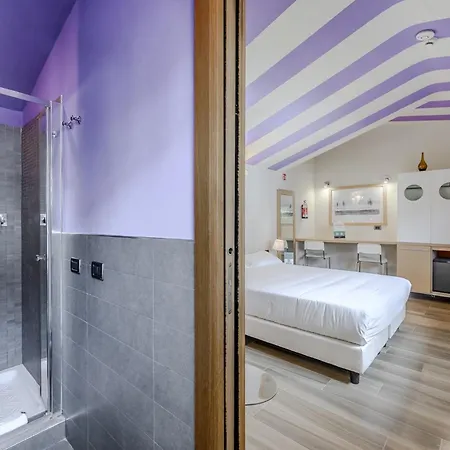 Hotel Hotiday