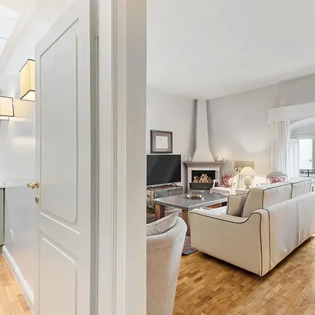 Tornabuoni Living Apartment *