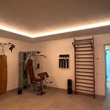Dimora Collection - Le Corti - Boutique Luxury In A Restored 13th Century Convent, With Sauna And Gym (adults Only)