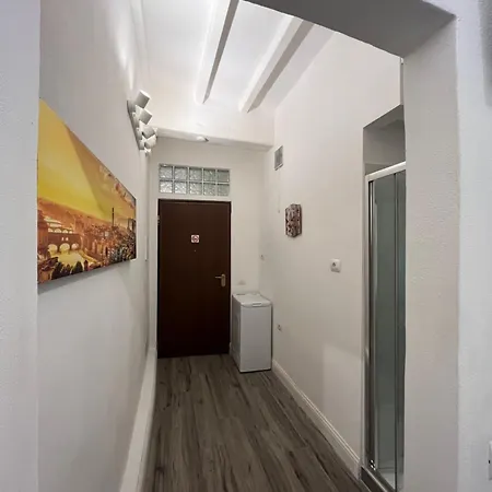 Apartment Michelangelo's Place *