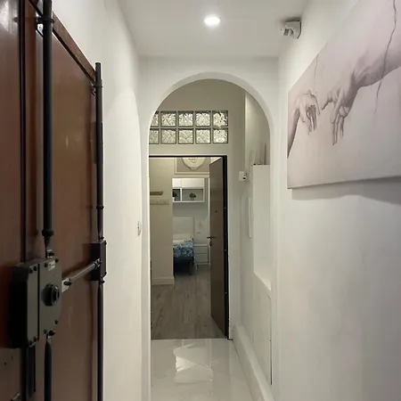 Michelangelo's Place Apartment