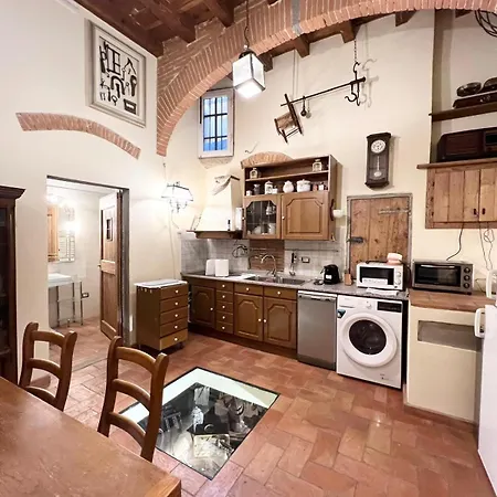 Apartment Traditional *
