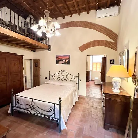 Traditional Apartment *
