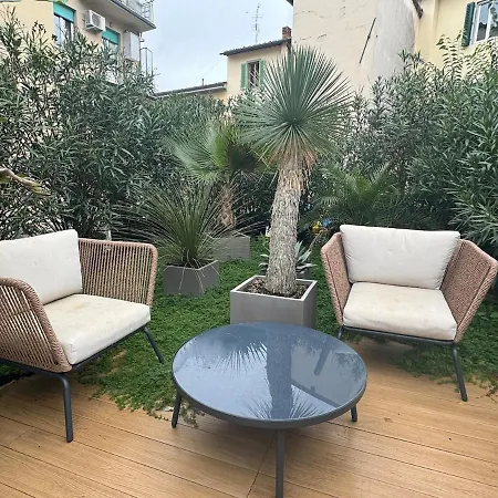Armonia With Jacuzzi Pool Casa vacanze Firenze